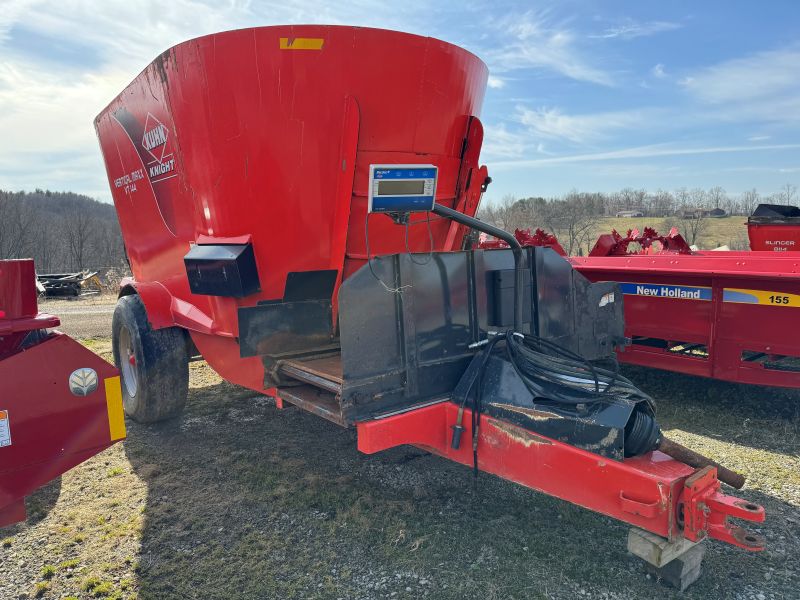 Used Kuhn Knight VT144 TMR mixer at Baker & Sons Equip. Co.